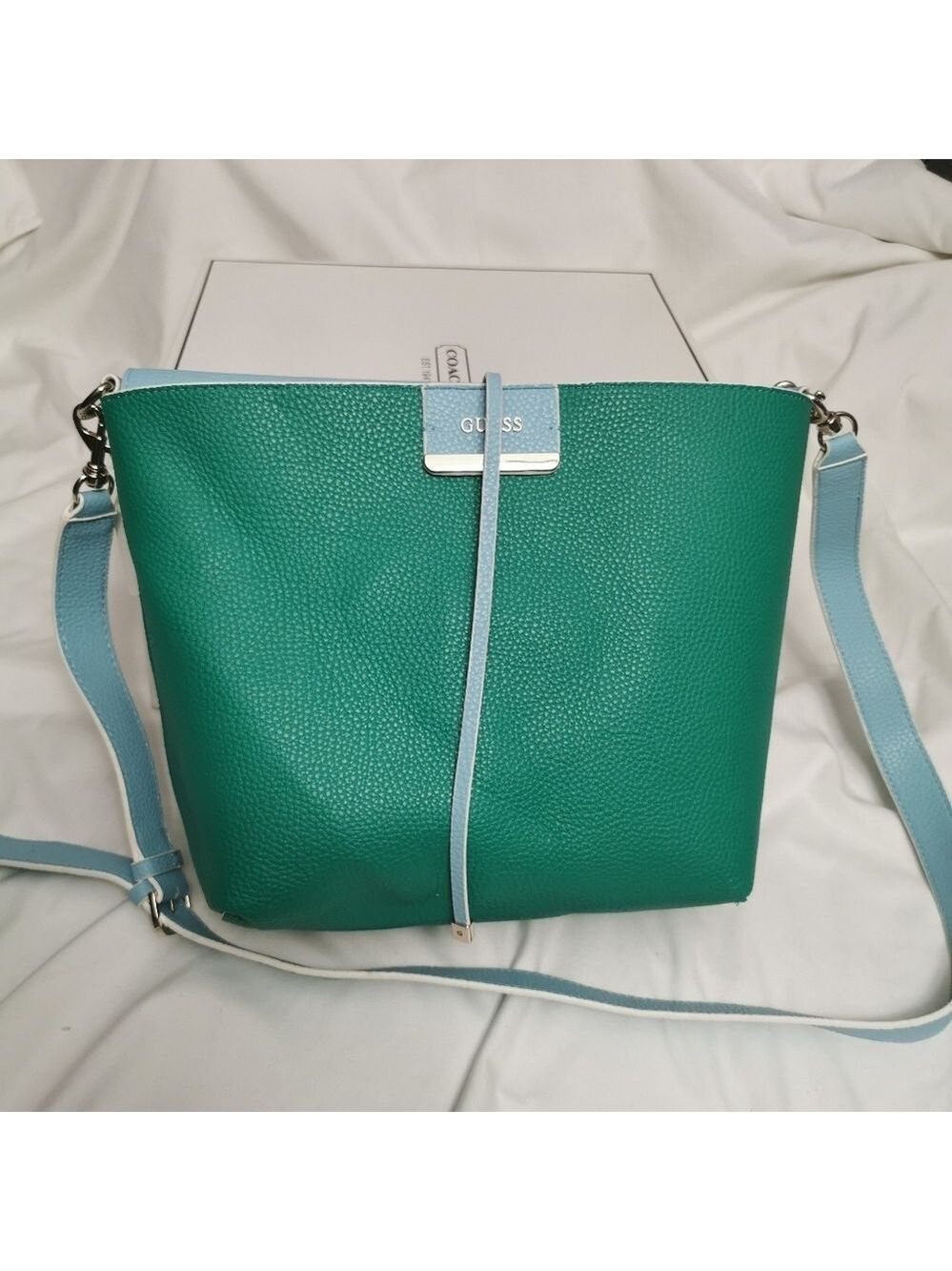 Guess Reversible Shoulder Crossbody Bag Colorblock Green Light Blue - Picture 5 of 15